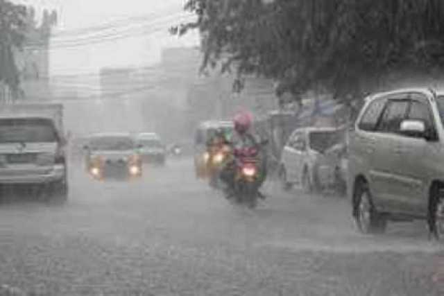 Cuaca Ekstrem dan Hujan Lebat Bayangi Puncak Arus Balik Hari Ini