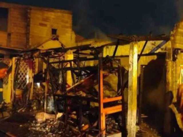 Bengkel dan Rumah di Lalap Si jago Merah di Cipaku Bogor, Kerugian Ditaksir Rp 200 Juta.