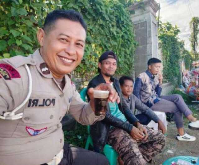 Polsek Leuwiliang Bersama Desa Karehkel Silahturami Sambang Beri Pesan Himbauan Ajak Jaga Kondusifitas Cegah Gangguan Kamtibmas