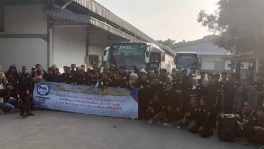 Polsek Citeureup Siap Amankan Keberangkatan Ratusan Buruh Peringati May Day ke Monas Jakarta.