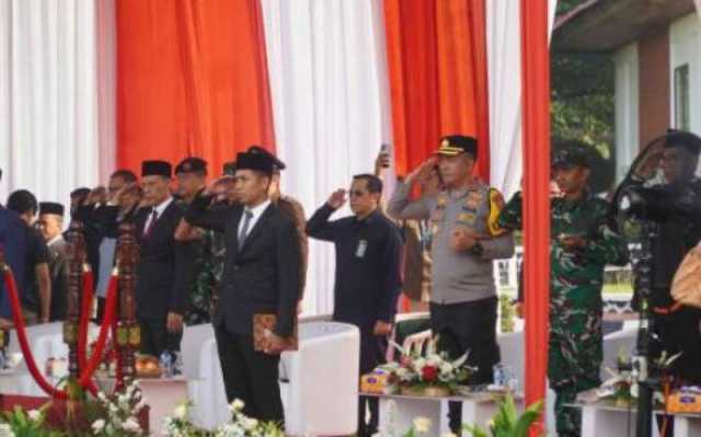 Kapolres Bogor Hadiri Upacara Peringatan Hari Pendidikan Nasional Tahun 2025