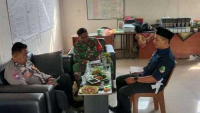 Sinergitas TNI-POLRI, Bhabinkamtibmas dan Babinsa Sambangi Warga Binaan.