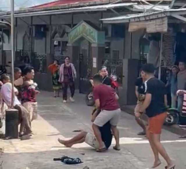Penuh Luka, Pria Ini Tewas Dikeroyok, Video Kejadian Hebohkan Warga Tulung Selapan