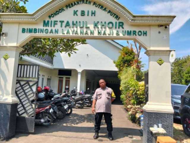 Polsek Dramaga Giat Laksanakan Pengamanan Syukuran Berangkat Haji Warga Kecamatan Dramaga.