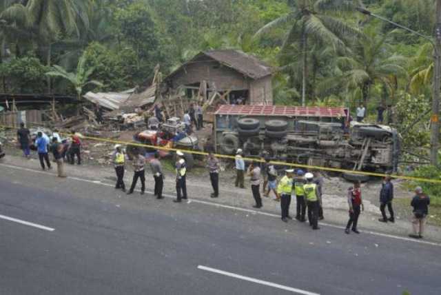 Ibu-Ibu Pengajian yang Jadi Korban Kecelakaan Maut Di Jalan Purworejo-Magelang