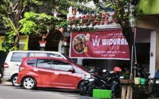Baru Jujur Non-Halal Setelah Puluhan Tahun, Restoran Ayam Widuran Solo Ramai Dikritik