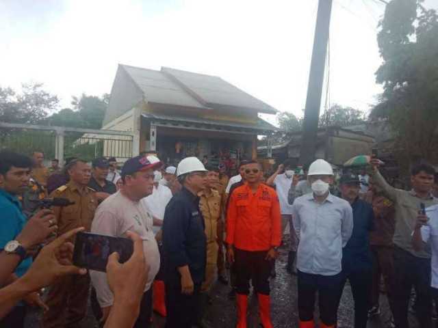 Wabub, Jaro Ade bersama Wakil Wali Kota Bogor, Jenal Mutaqin di TPAS Galuga