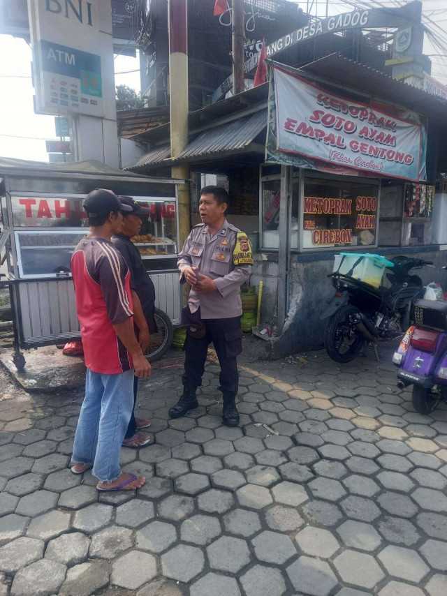 Polsek Megamendung Dorong Warga Aktif Cegah Gangguan Kamtibmas Melalui Sambang Bhabinkamtibmas.