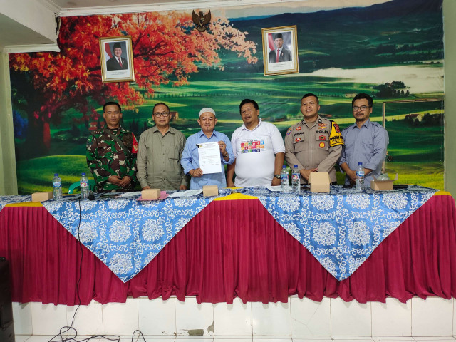 Bhabinkamtibmas Bersama Babinsa, dan Kades Berhasil Capai Penilaian Indeks Desa Mandiri di Desa Ciawi.
