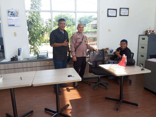 Bhabinkamtibmas Polsek Parungpanjang Sambangi Warga Desa Cibunar, Ajak Wujudkan Lingkungan Aman dan Bebas TPPO.