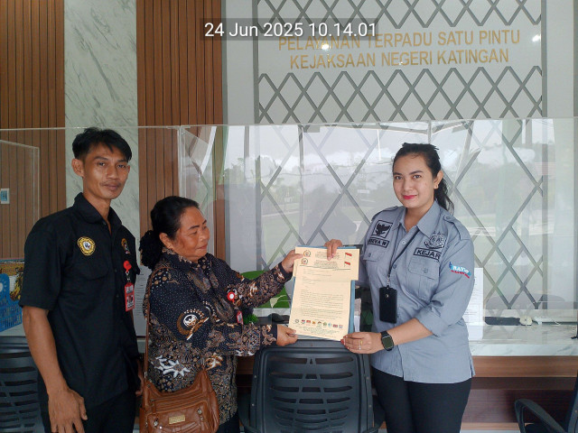 DPD BPAN LAI Kalteng resmi meyerahkan laporan tertulis ke Kejaksaan Negeri Kasongan 