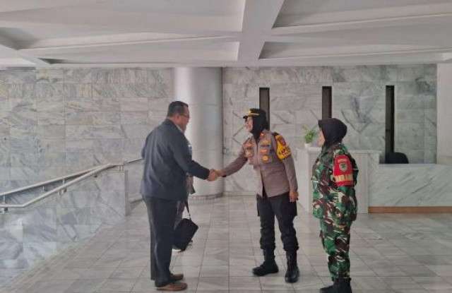 Kapolsek Dramaga Bersama Danramil Ciomas 2113 Hadiri Giat Munas BEM Se Indonesia, Sekaligus Silahturahmi Ke Rektorat IPB Ajak Jaga Kondusifitas Cegah Gangguan Kamtibmas.