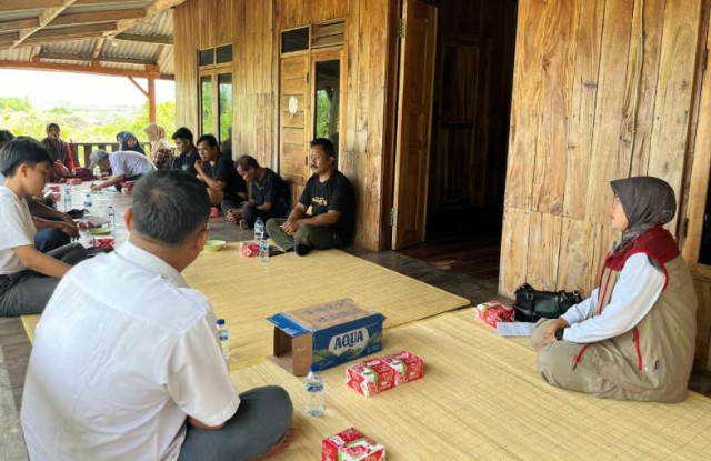 Pemkab Sukabumi Perkuat Legalitas Usaha Petambak Garam di Tegalbuleud