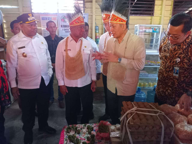 Wamen Koperasi Resmikan Koperasi Desa Merah Putih di Desa Aimasi Prafi, Manokwari
