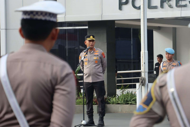 Kapolres Bogor Pimpin Apel Pagi Tegaskan Komitmen dan Ingatkan Kembali Tugas Pokok dan Fungsi Personel.