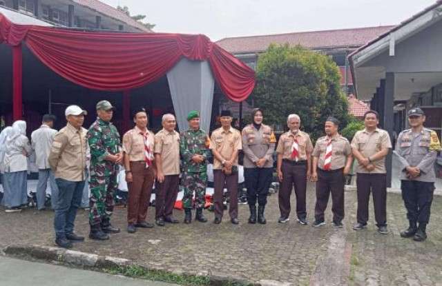Kapolsek Dramaga Polres Bogor Hadir Dalam Pembukaan MPLS SMAN 1 Dramaga, Beri Edukasi Dan Himbauan Kamtibmas Berkaitan Dengan Pelajar Sekolah.