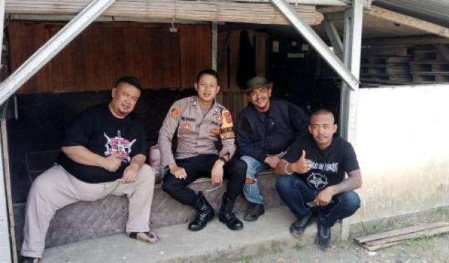 Bhabinkamtibmas Polsek Cijeruk Sambangi Warga, Pererat Sinergi dan Jaga Kamtibmas.