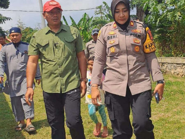 Kapolsek Dramaga Polres Bogor Survei Lahan Untuk Penanaman Jagung Hybrida Di Ponpes, Sekaligus Ajak Jaga Kondusifitas Wilayah Hukum Polsek Dramaga.