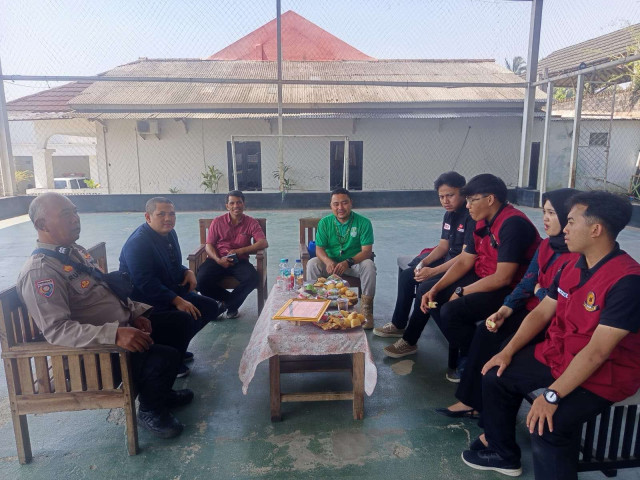 Bhabinkamtibmas Cijeruk Sambangi Warga Desa Cisalada, Perkuat Kedekatan dan Deteksi Dini
