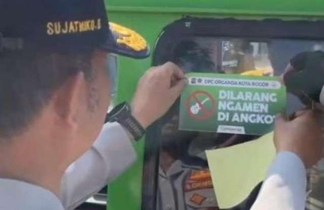 Usai Pengamen Bikin Ribut, Angkot Kota Bogor Dipasang Stiker 'Dilarang Ngamen'