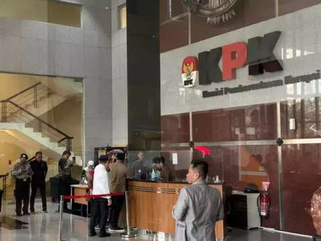 Mantan Menag Gus Yaqut Tiba di KPK Terkait Kasus Kuota Haji 2024 Tanpa Didampingi Pengacara