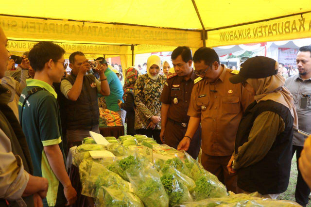 Bupati Sukabumi H. Asep Japar Apresiasi Pasar Murah Kejaksaan Negeri: Langkah Nyata Kendalikan Inflasi dan Dukung UMKM