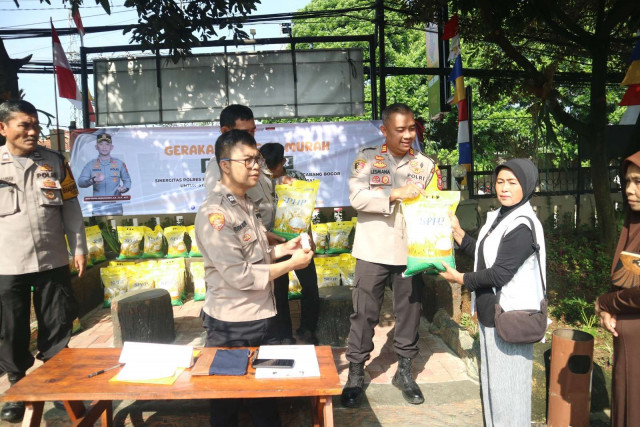 Polsek Ciawi Gelar Gerakan Pangan Murah, Ringankan Beban Masyarakat