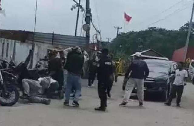 Satpam Pabrik Keroyok Puluhan Jurnalis di Banten di Serang, Banten