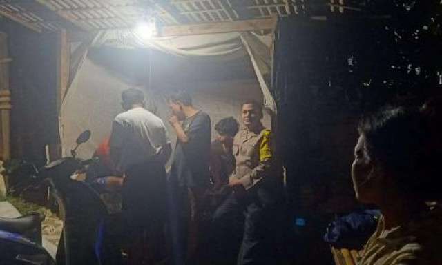 Bhabinkamtibmas Polsek Parung Polres Bogor Kontrol Satkamling Antisipasi Kerawanan Kamtibmas