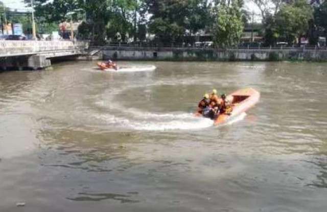 Hindari Kejaran Satpol PP, Pengamen di Surabaya Nyebur ke Sungai dan Hilang