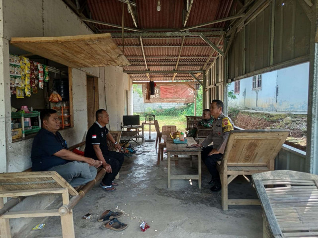 Bhabinkamtibmas Polsek Tanjungsari Sambangi Warga, Sampaikan Imbauan Kamtibmas