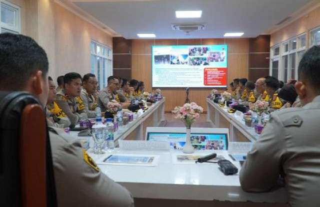 Kapolres Bogor Pimpin ANEV Mingguan Kepada PJU Dan Kapolsek Jajaran