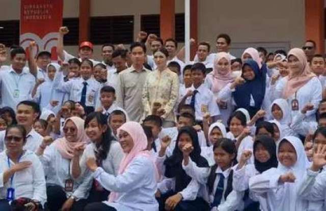 Wapres Gibran Tinjau Sekolah Rakyat Menengah Pertama 1 Deli Serdang, Sumut