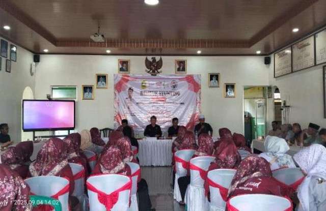 Bhabinkamtibmas Hadiri Rembuk Stunting, Dorong Pencegahan dan Penurunan Stunting di Desa Kalongliud