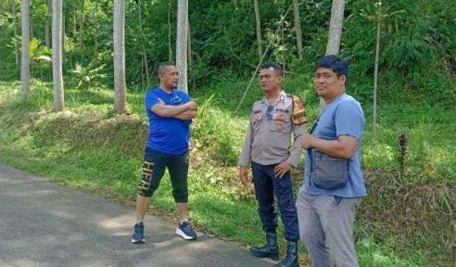 Bhabinkamtibmas Polsek Cijeruk Sambang Warga Desa Pasir Jaya, Dekatkan Diri dengan Masyarakat