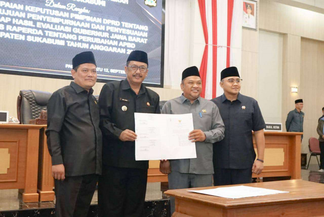 DPRD Kabupaten Sukabumi Gelar Paripurna Penetapan Hasil Evaluasi Gubernur Jabar atas Perubahan APBD 2025