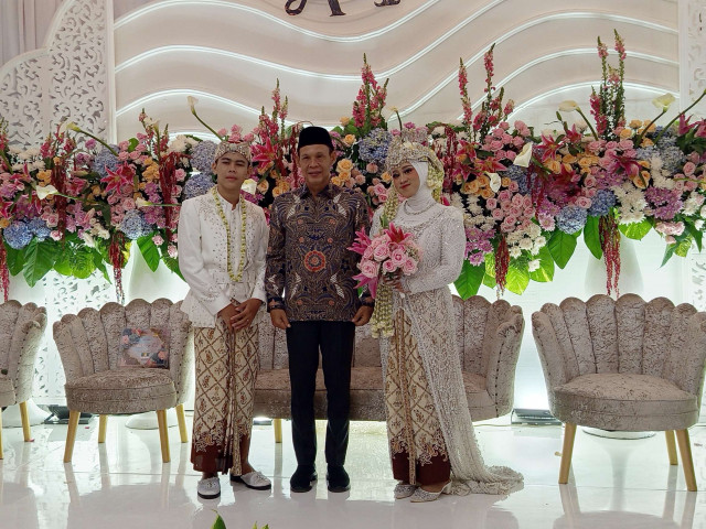 Wabup Bogor Jaro Ade jadi Saksi Pernikahan Amelia, Puteri Tokoh Gunung Dahu H. Ocang