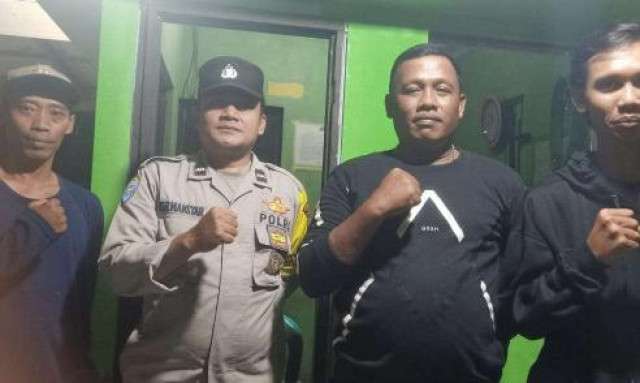 Bhabinkamtibmas Polsek Parung Kontrol Satkamling Antisipasi Kerawanan Kamtibmas
