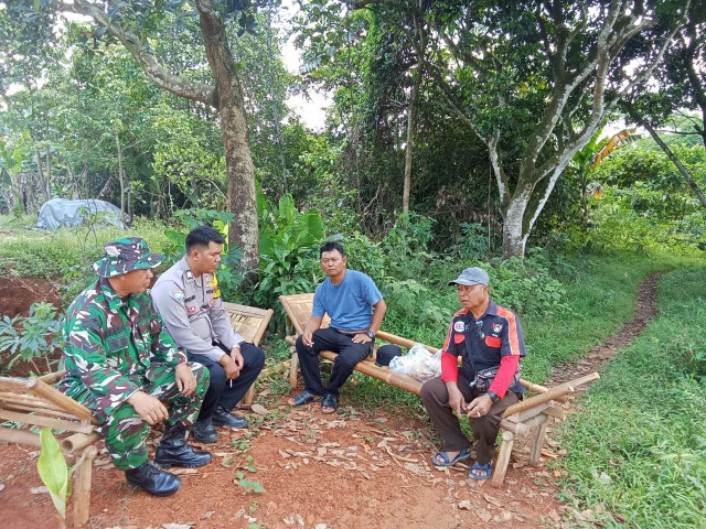 Bhabinkamtibmas Polsek Tanjungsari Sambang Warga, Sampaikan Imbauan Kamtibmas