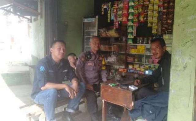 Bhabinkamtibmas Polsek Tanjungsari Sambang Warga, Sampaikan Imbauan Kamtibmas