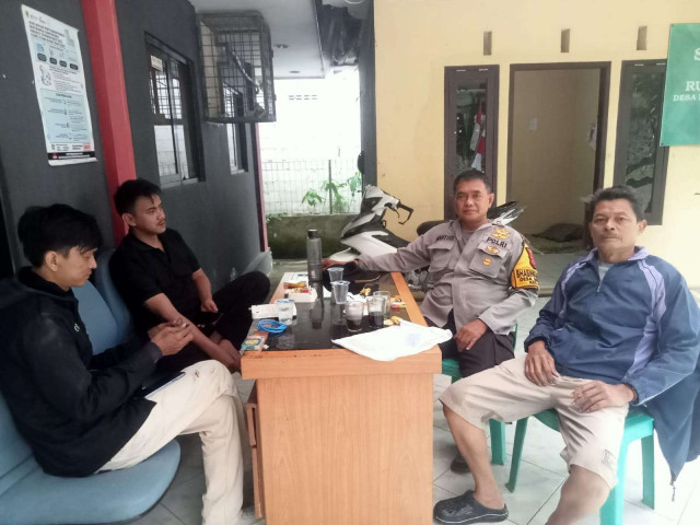Bhabinkamtibmas Polsek Ciawi Polres Bogor Laksanakan Giat Sambang Warga untuk Jaga Kamtibmas