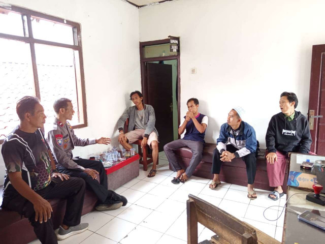 Bhabinkamtibmas Polsek Cigudeg Sambang Warga dalam Rangka Harkamtibmas di Wilayah