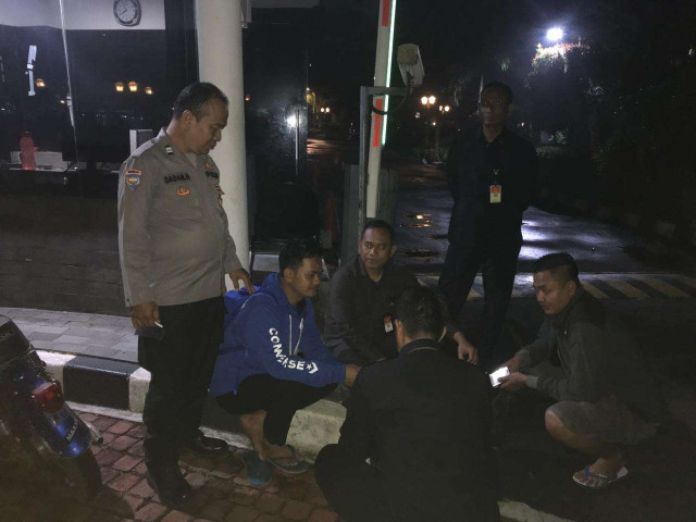 Bhabinkamtibmas Polsek Cisarua Polres Bogor Kontrol Poskamling dan Sampaikan Pesan Kamtibmas