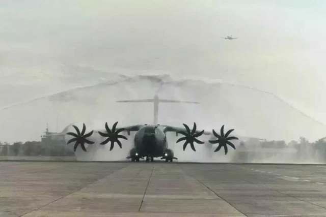 TNI AU cetak sejarah, pesawat raksasa A400M mendarat di Halim Perdanakusuma