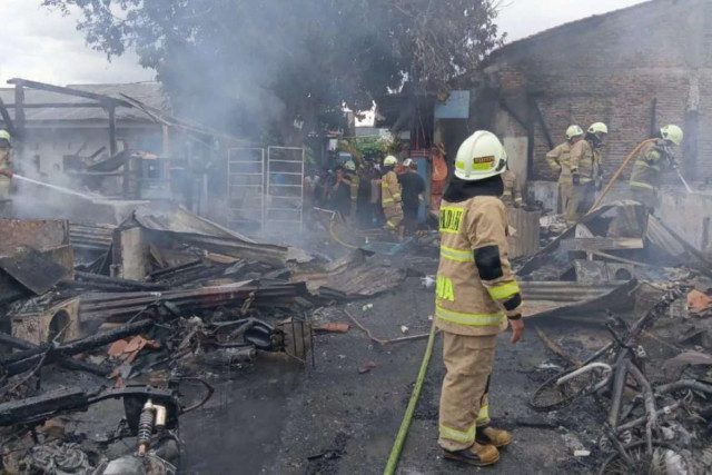 Permukiman padat Grogol Utara Jaksel kebakaran
