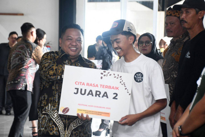 Ketua DPRD Kabupaten Sukabumi Hadiri Festival Kopi Sukabumi 2025, Dorong Penguatan Ekonomi Kerakyatan Melalui Komoditas Kopi Lokal