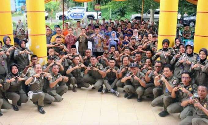 Wako Wawako hadiri acara tasyakuran dikantor satpol PP kota Pagaralam 