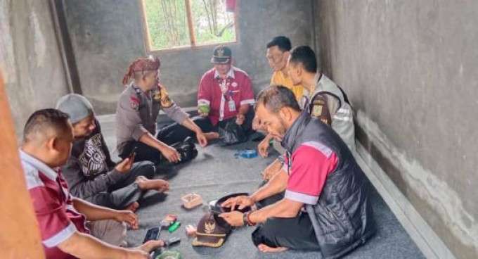 Bhabinkamtibmas Polsek Cijeruk rutin sambangi warga untuk jaga kondusivitas wilayah