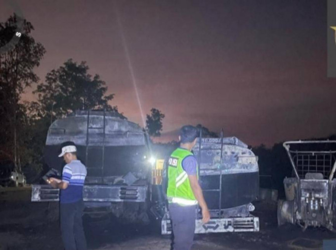 Gudang dan Mobil Tengki Minyak di Sungai Angit Terbakar, Polisi Didesak Segera Tangkap Pemilik