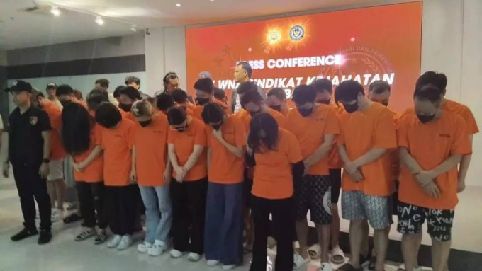 Kejahatan scam berkedok polisi dan investor, 27 WN China dibekuk di Bekasi